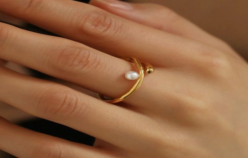 The Elegance of Pearl Ring Gold: A Symbol of Sophistication