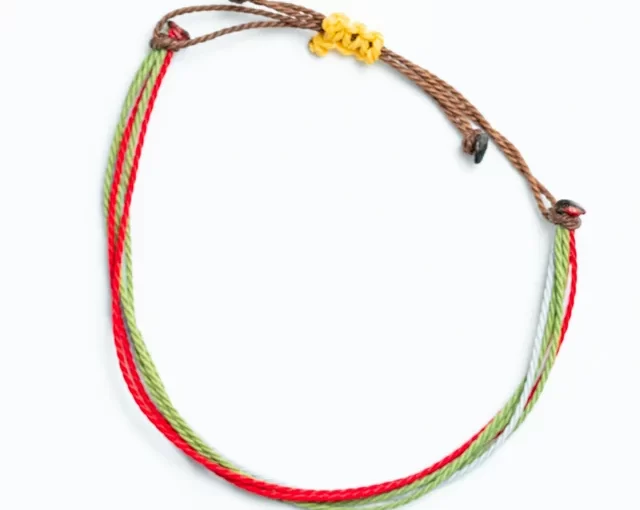 The Complete Guide to Making Pura Vida Bracelets