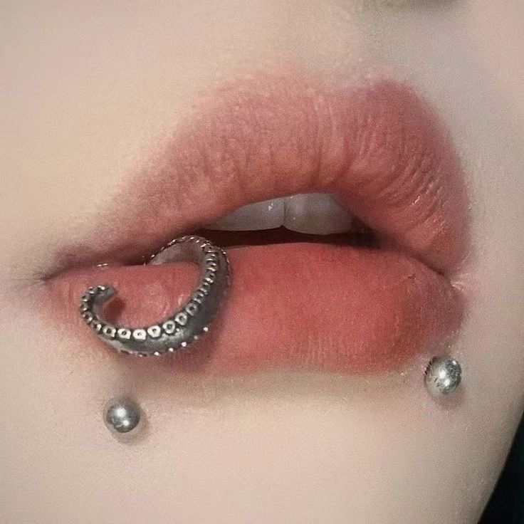 snake bites piercings