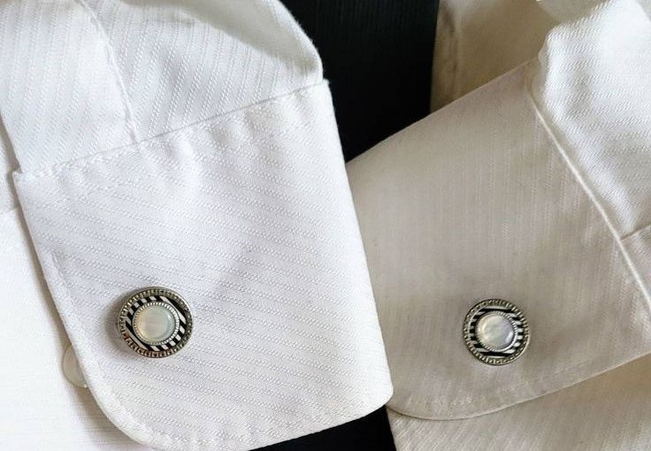 Custom Cufflinks: The Latest in Men’s Fashion Accessories