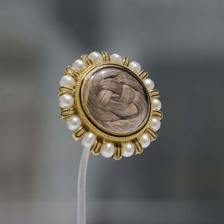 mourning brooch