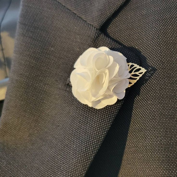 floral lapel pin