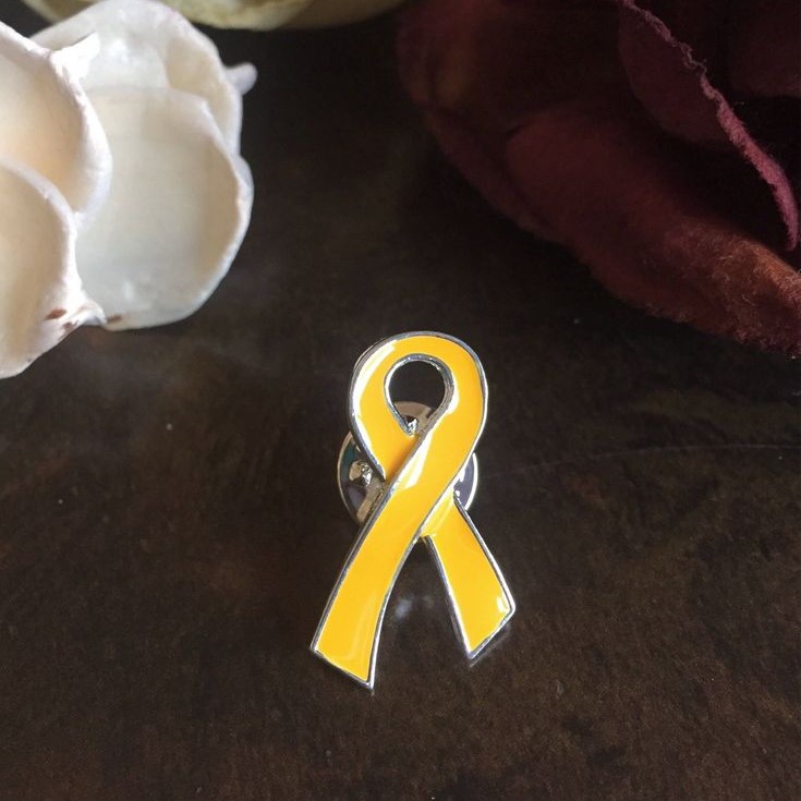 yellow ribbon lapel pin