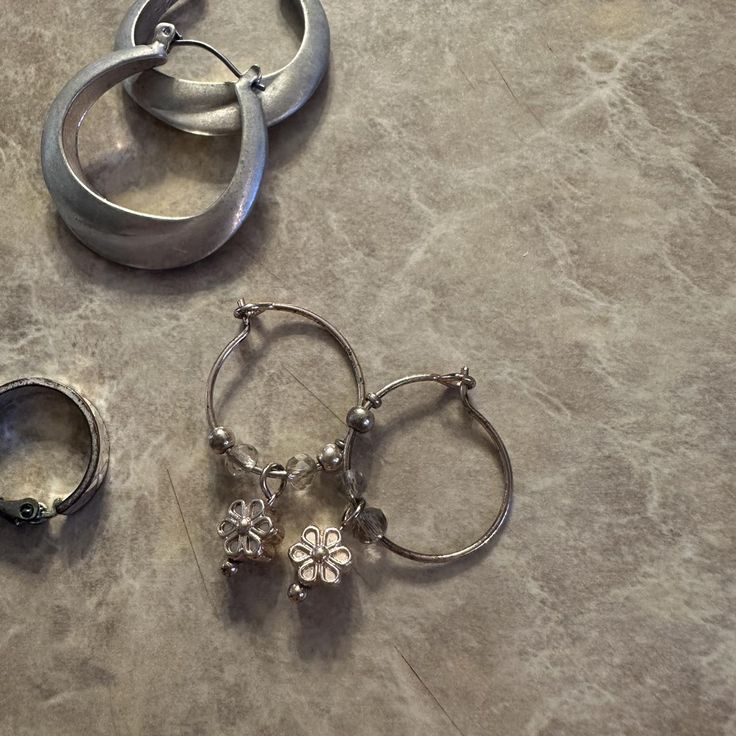 how to clean metal jewelry